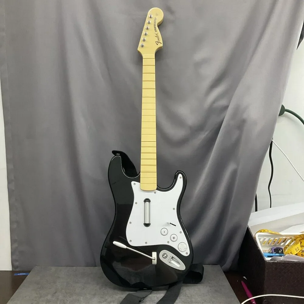 Rockband Harmonix Fender Stratocaster Xbox No Dongle