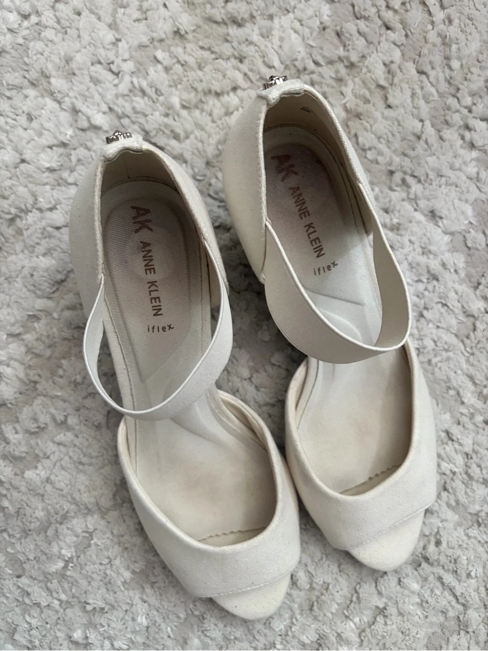 Anne Klein anne klein