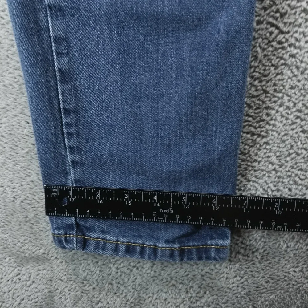 Levis before purchasing