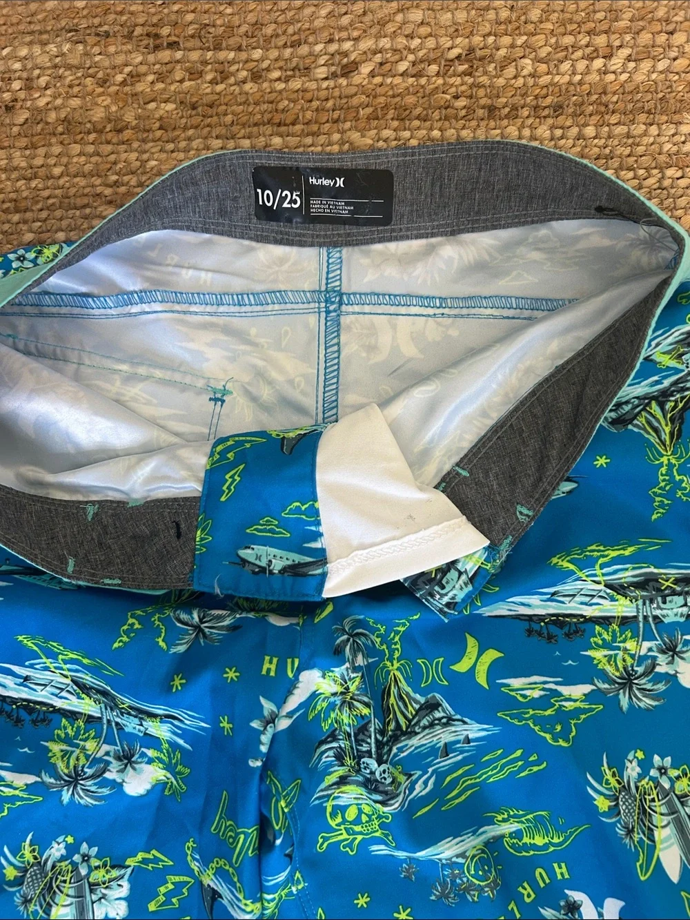 Hurley bright blue