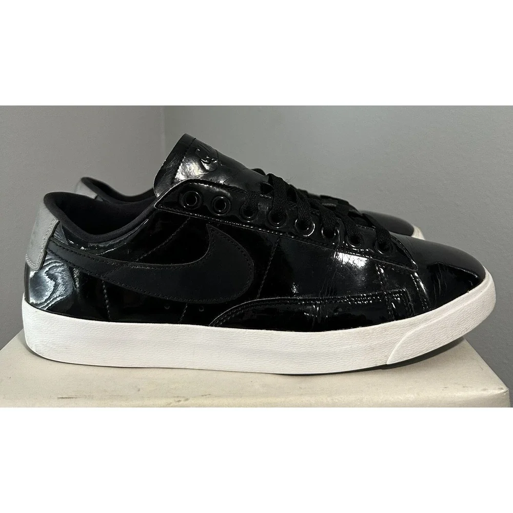 Nike women blazer