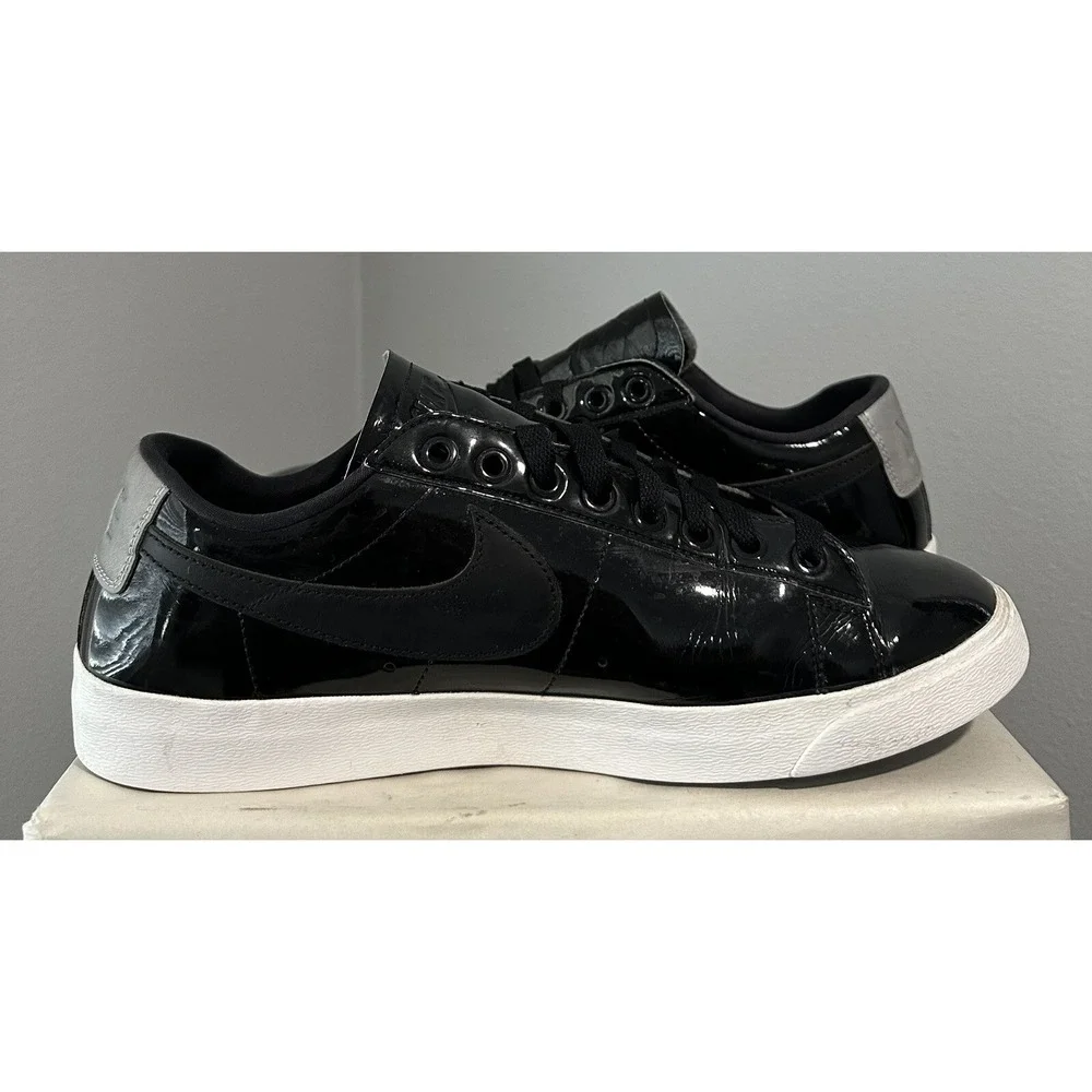 Nike women blazer