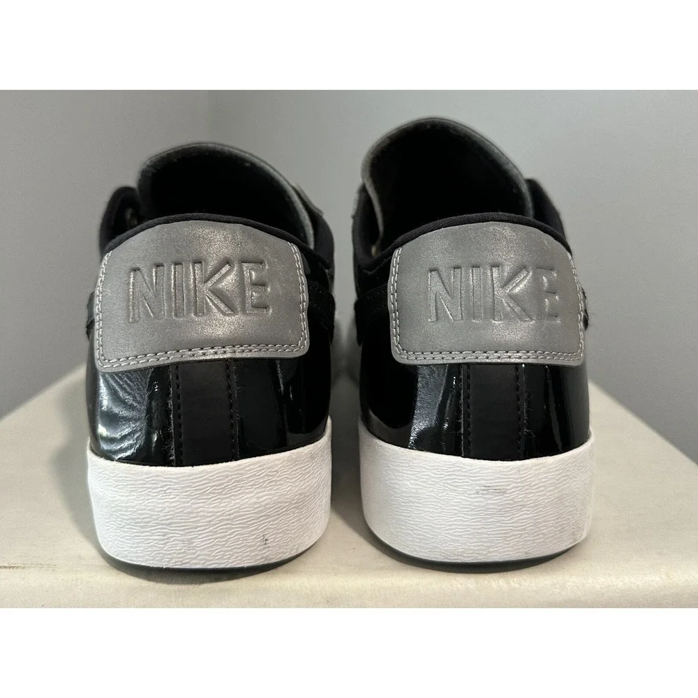 Nike women blazer