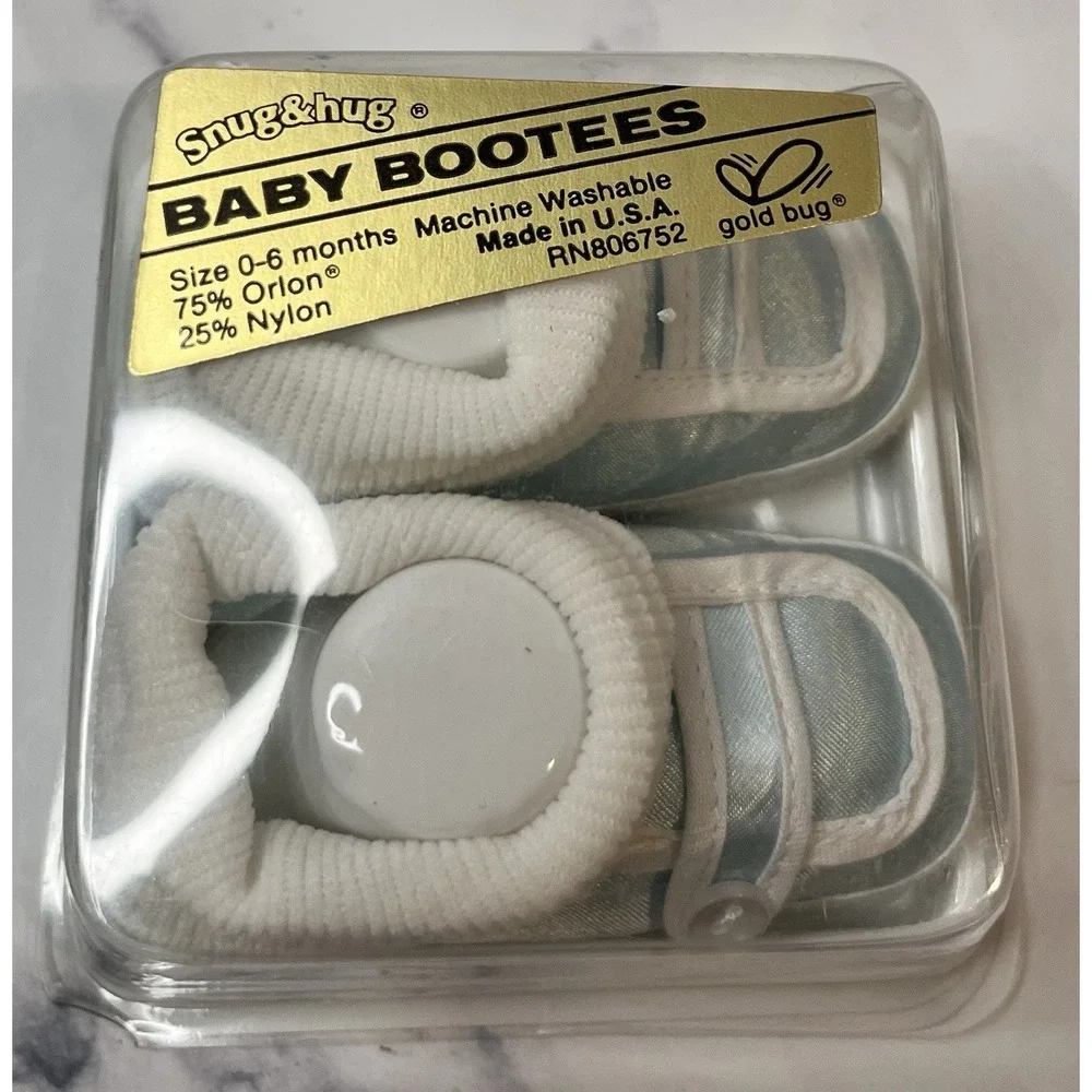 Vintage Snug and Hug Dress  Baby Booties Infant Size Dress Booties  NIB  0-6 Mth