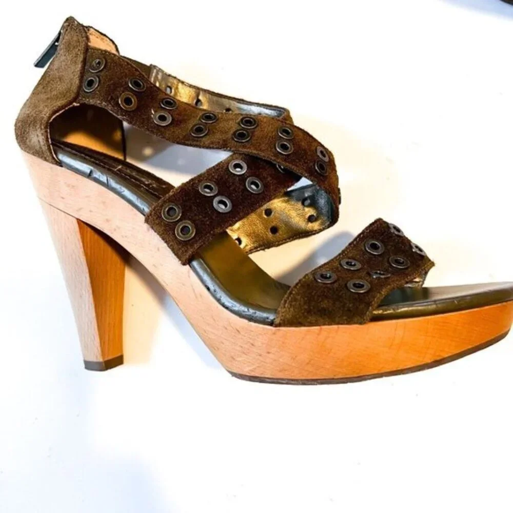Banana Republic women banana