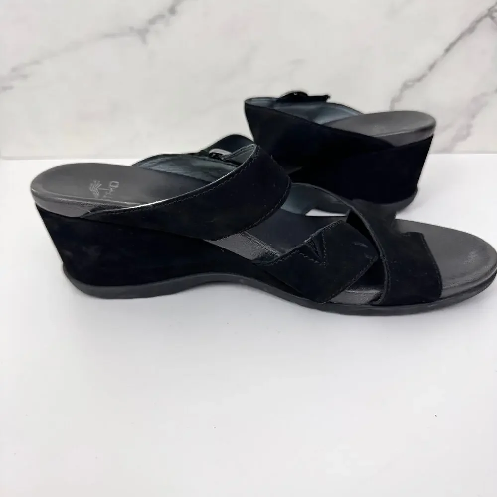 Dansko very good