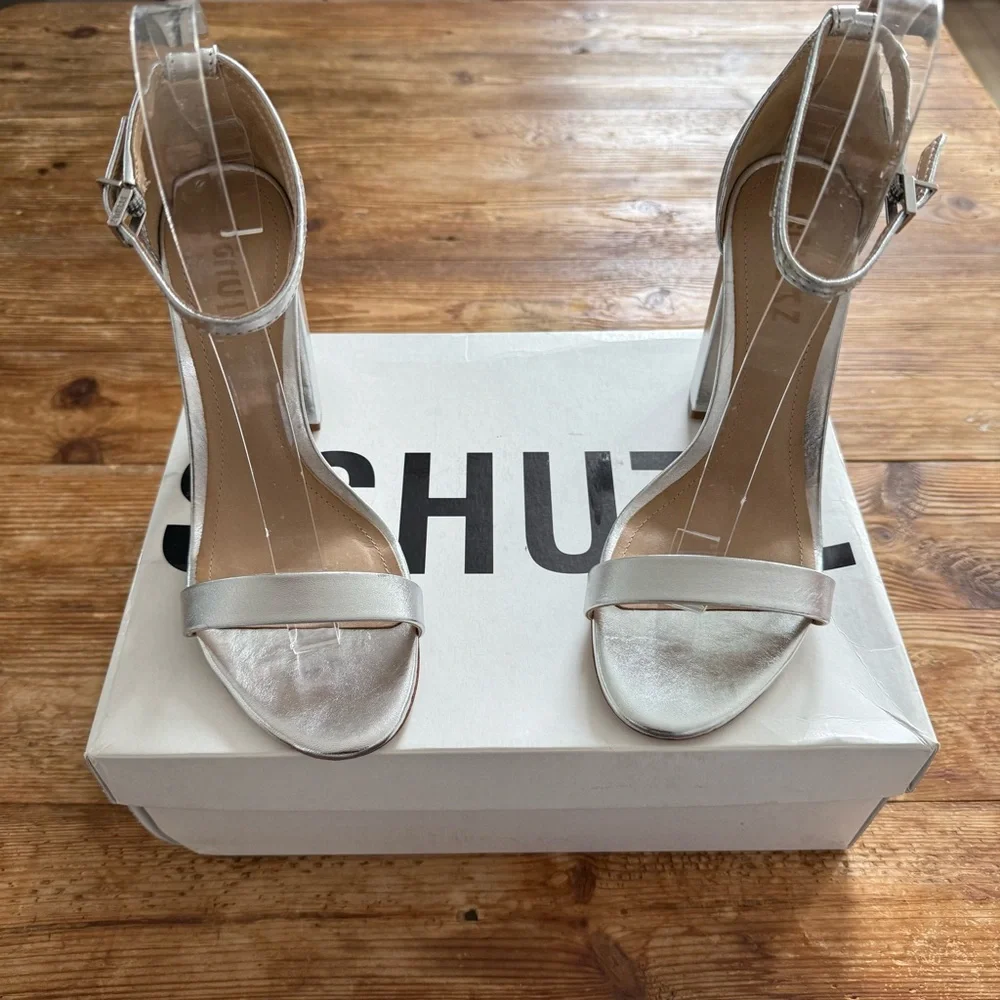 SCHUTZ cadey lee