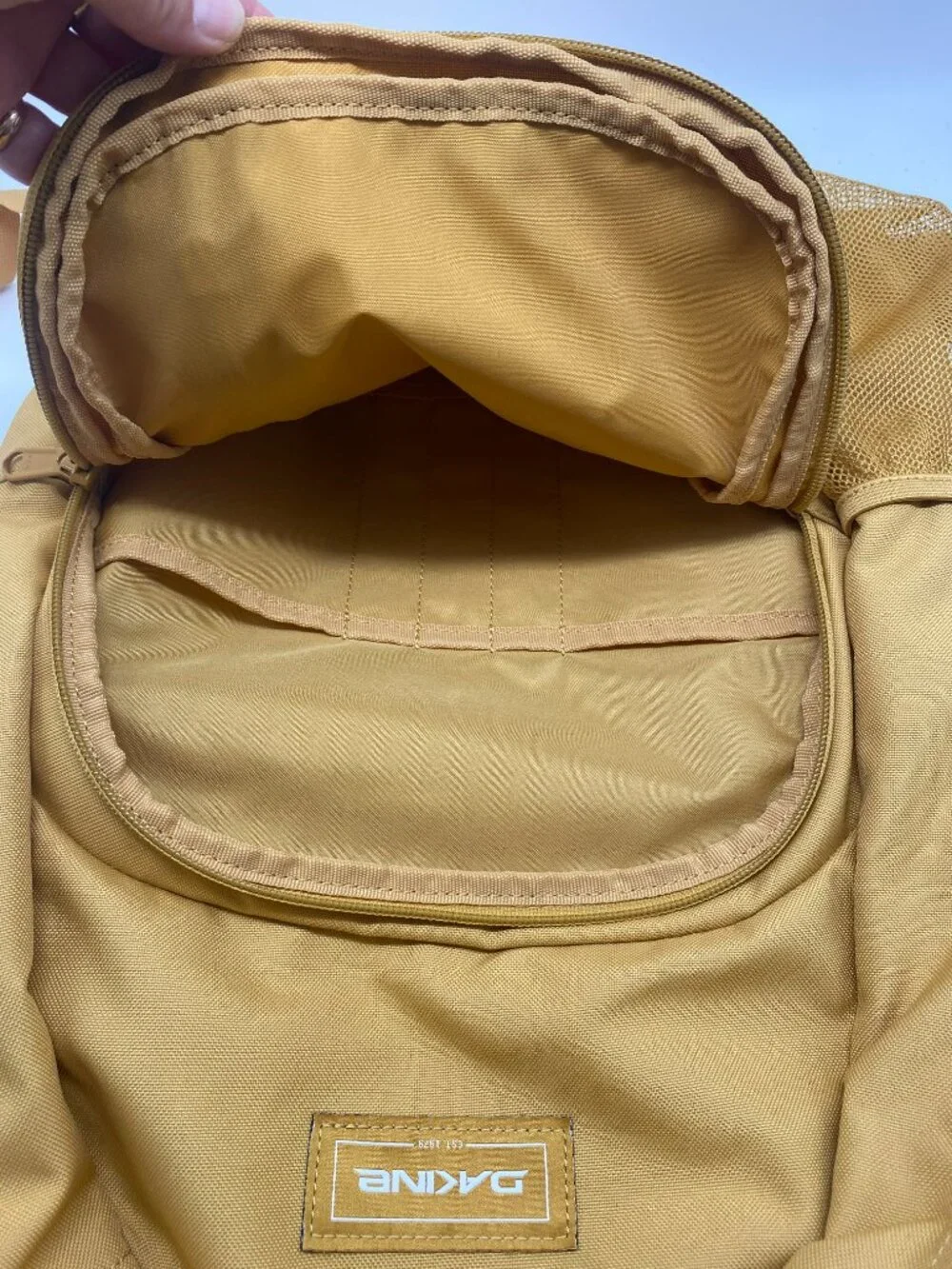 Dakine brand new