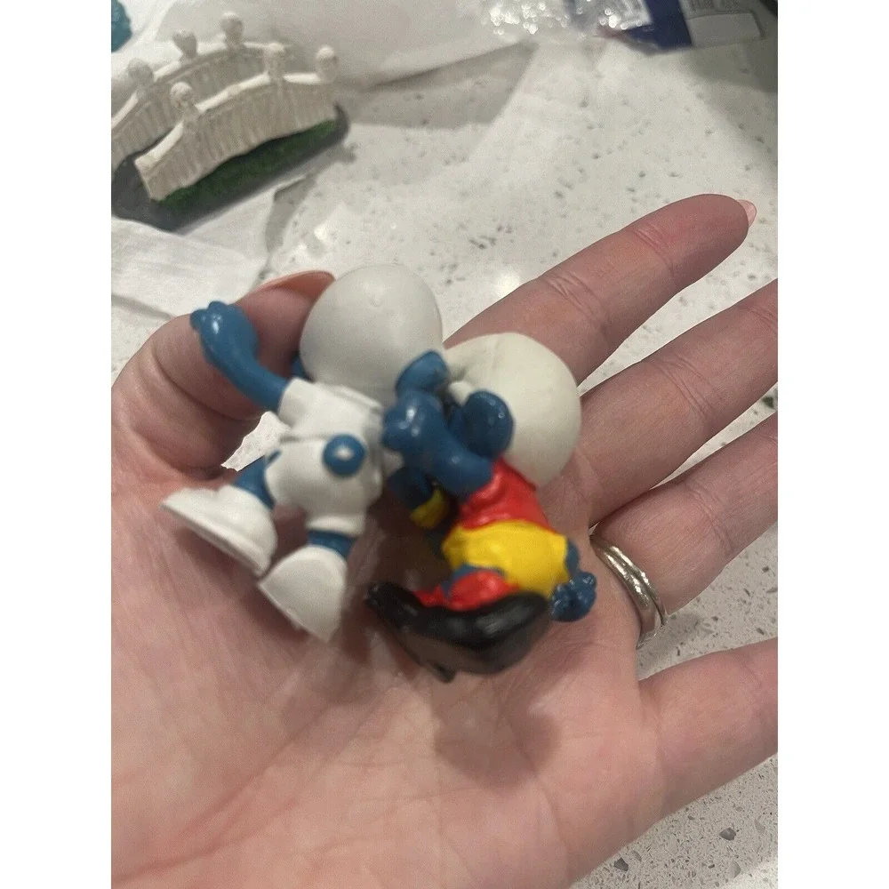 N/A vintage smurf