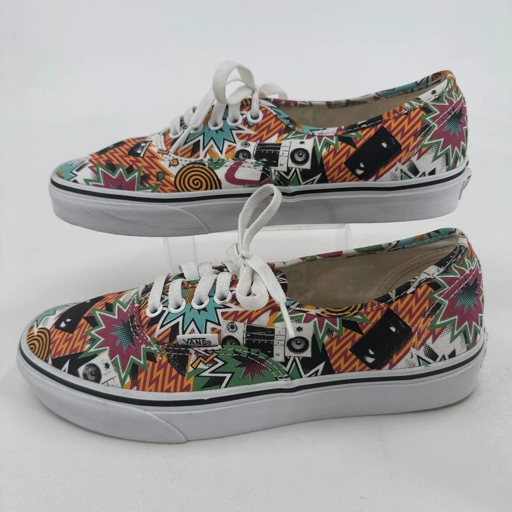 Vans Off the Wall Sneakers UNISEX Multicolor Boom Box Mixtape Cassette M8 W9.5