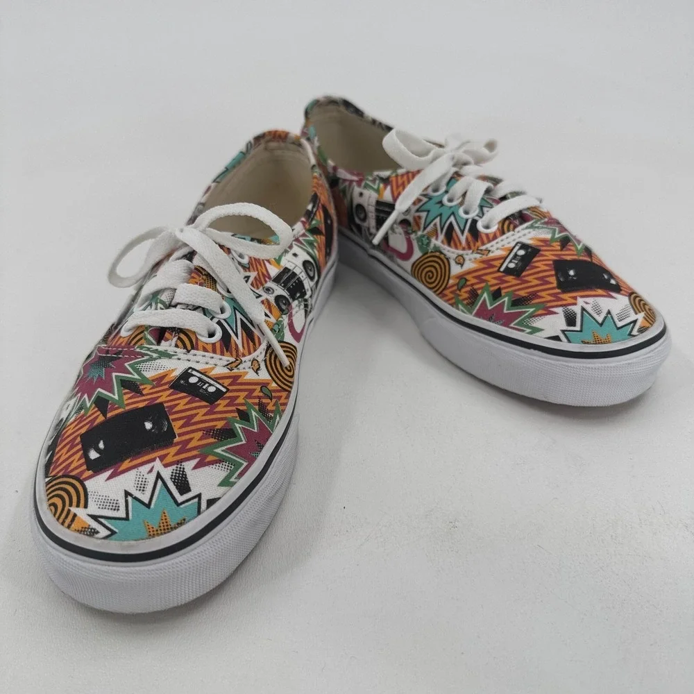 Vans Off the Wall Sneakers UNISEX Multicolor Boom Box Mixtape Cassette M8 W9.5