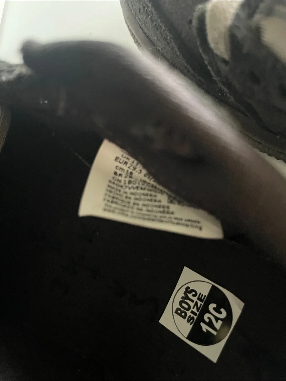 Nike ***price firm
