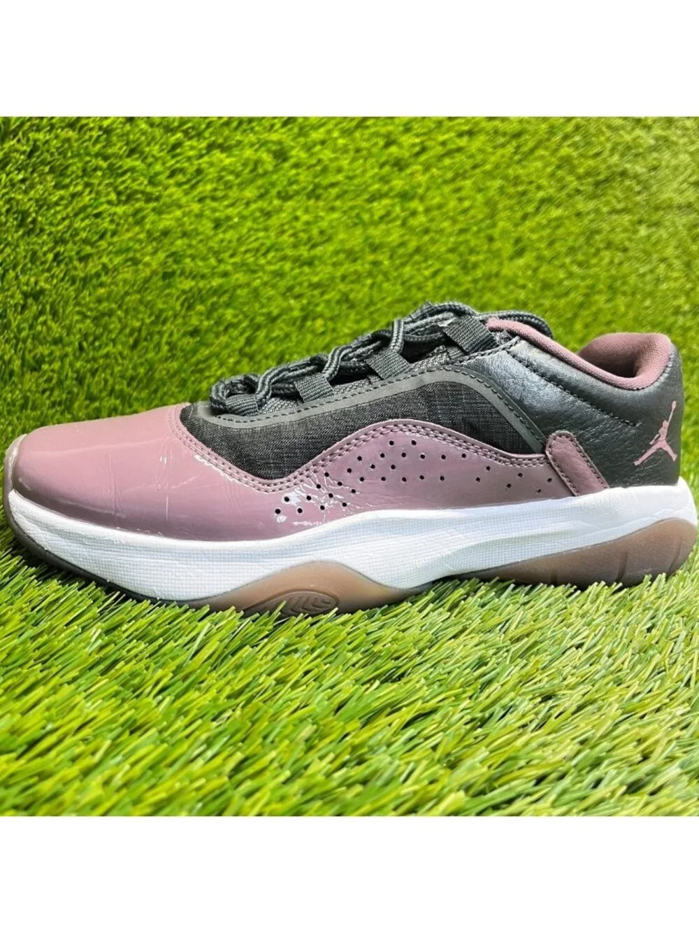 Nike please review