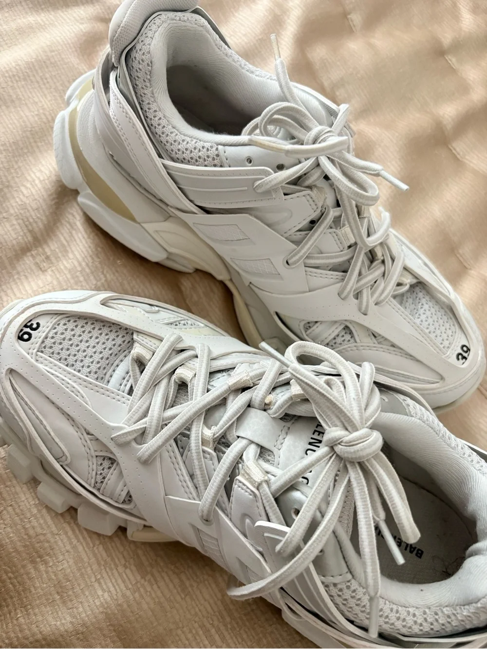 Balenciaga authentic track