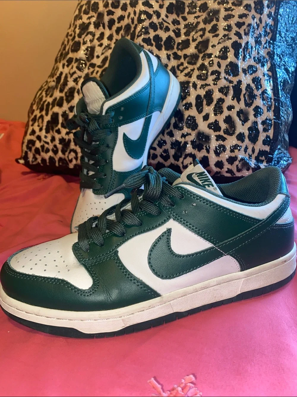 Nike low top