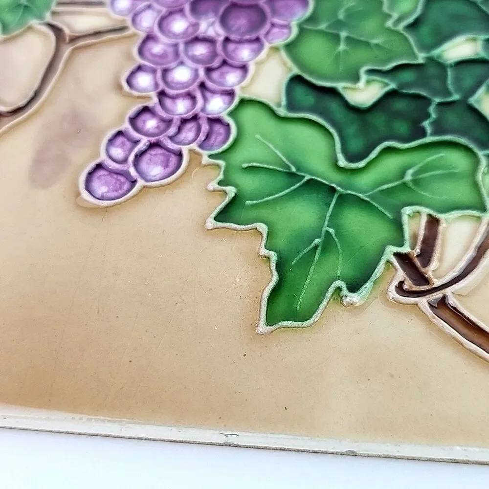 Ping vines grapes