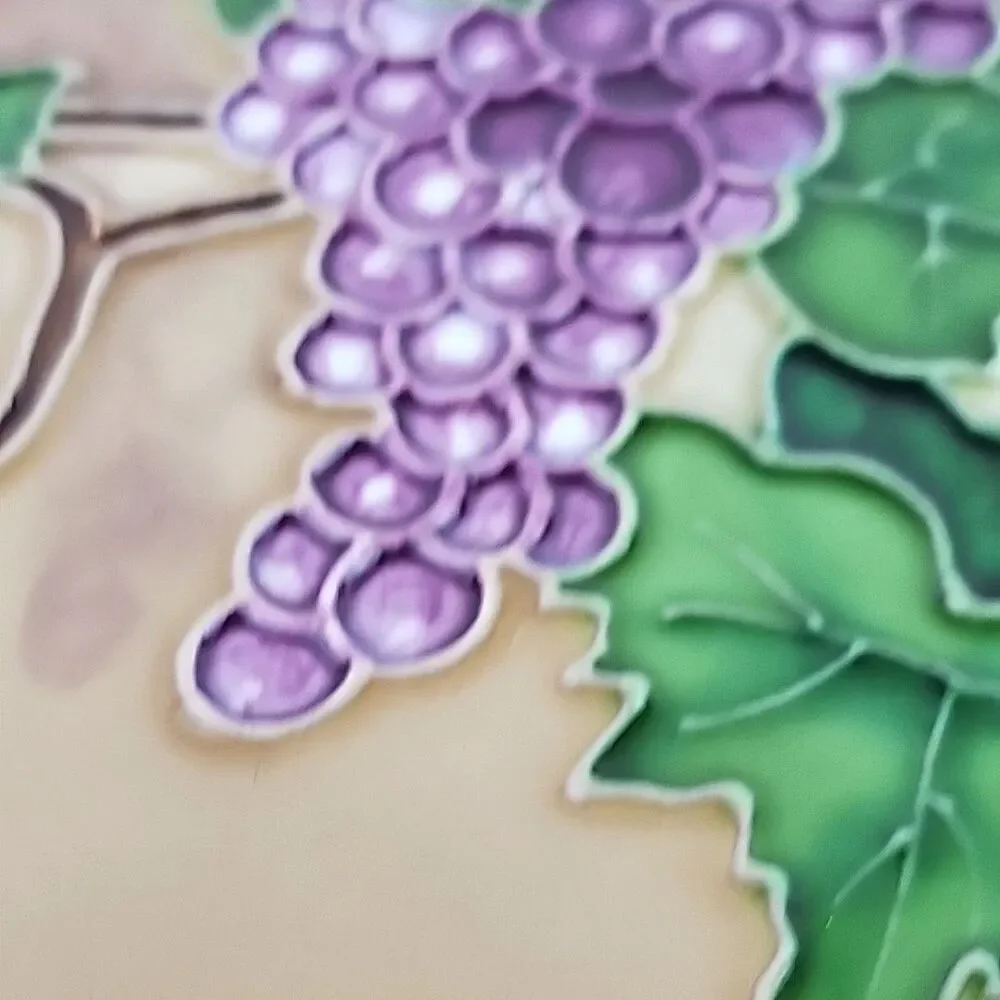 Ping vines grapes
