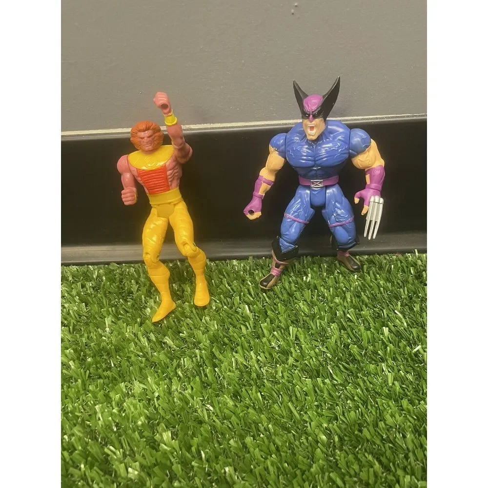 Kylun & Wolverine X Men Action Figures Lot (2)‎ Vtg 1990s Toy Biz Marvel