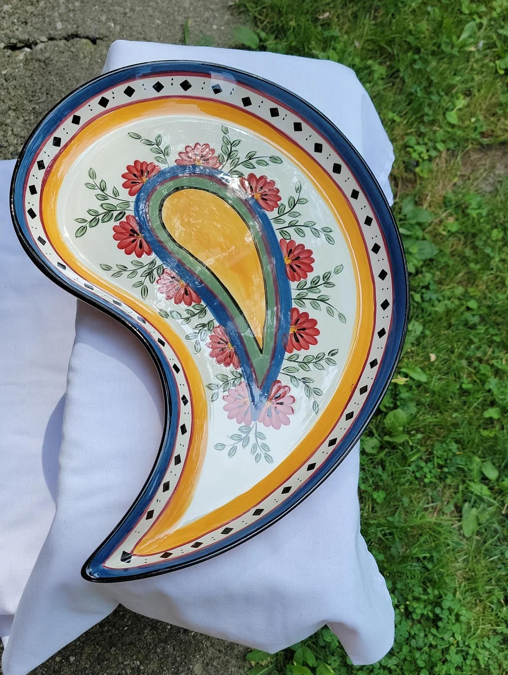 Pier 1 Hand-Painted Paisley Ceramic Tray in Yellow, Blue & Red