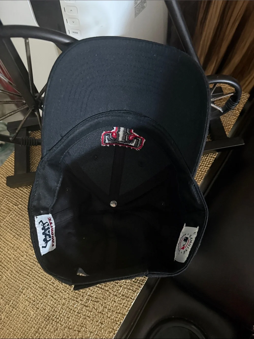 fan favorite classic black