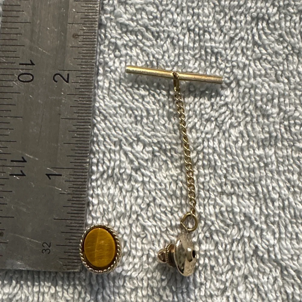 N/A elegant vintage