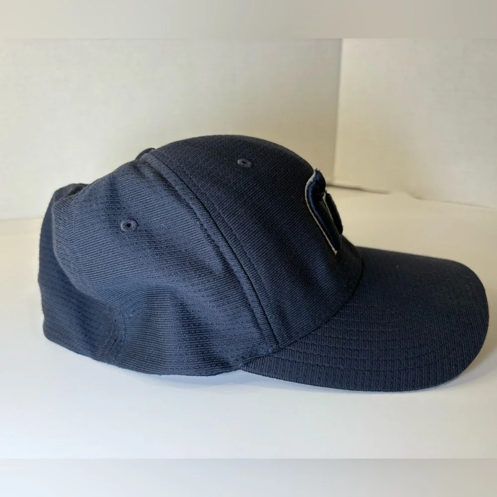 Travis Mathew travis mathew