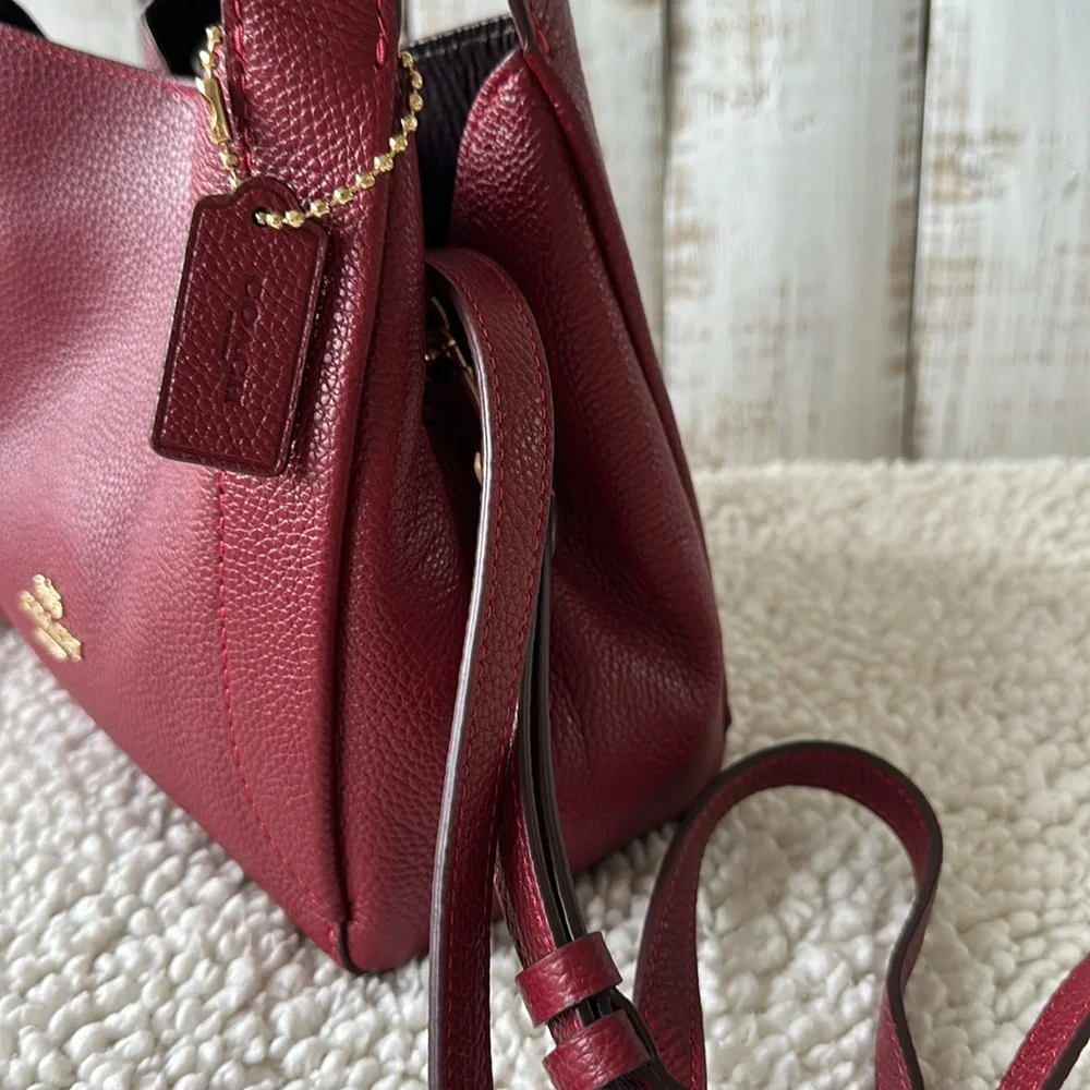 Coach easygoing silhouette