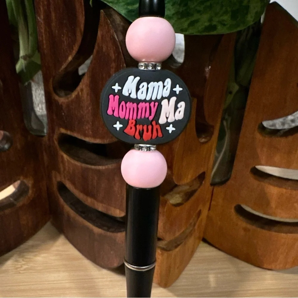 Sassy Beaded Pen 💁‍♀️ Handmade with‎ Attitude + Bonus Refill