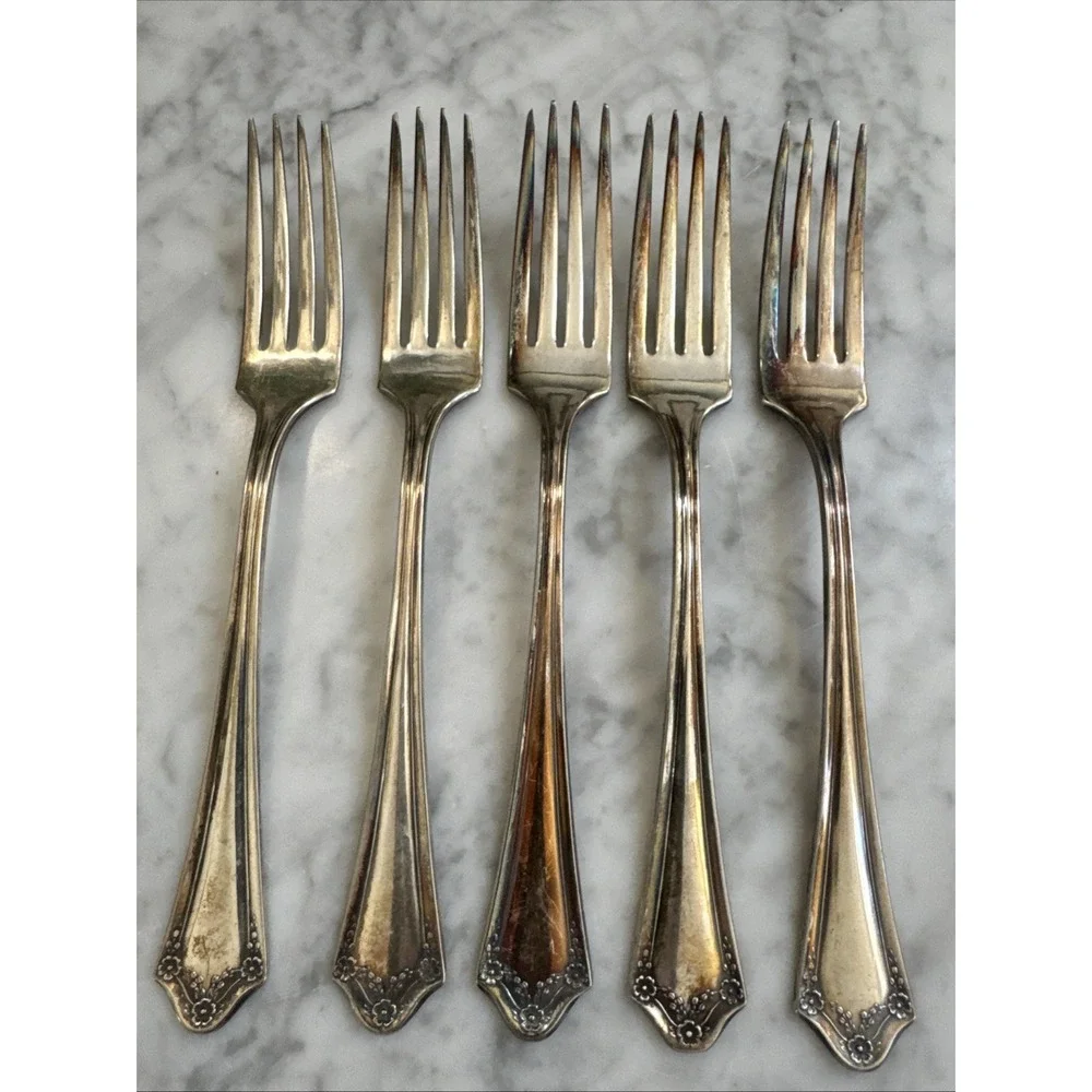 11 Oneida Community  Primrose 7 1/2 Inch Forks Set Of 5‎