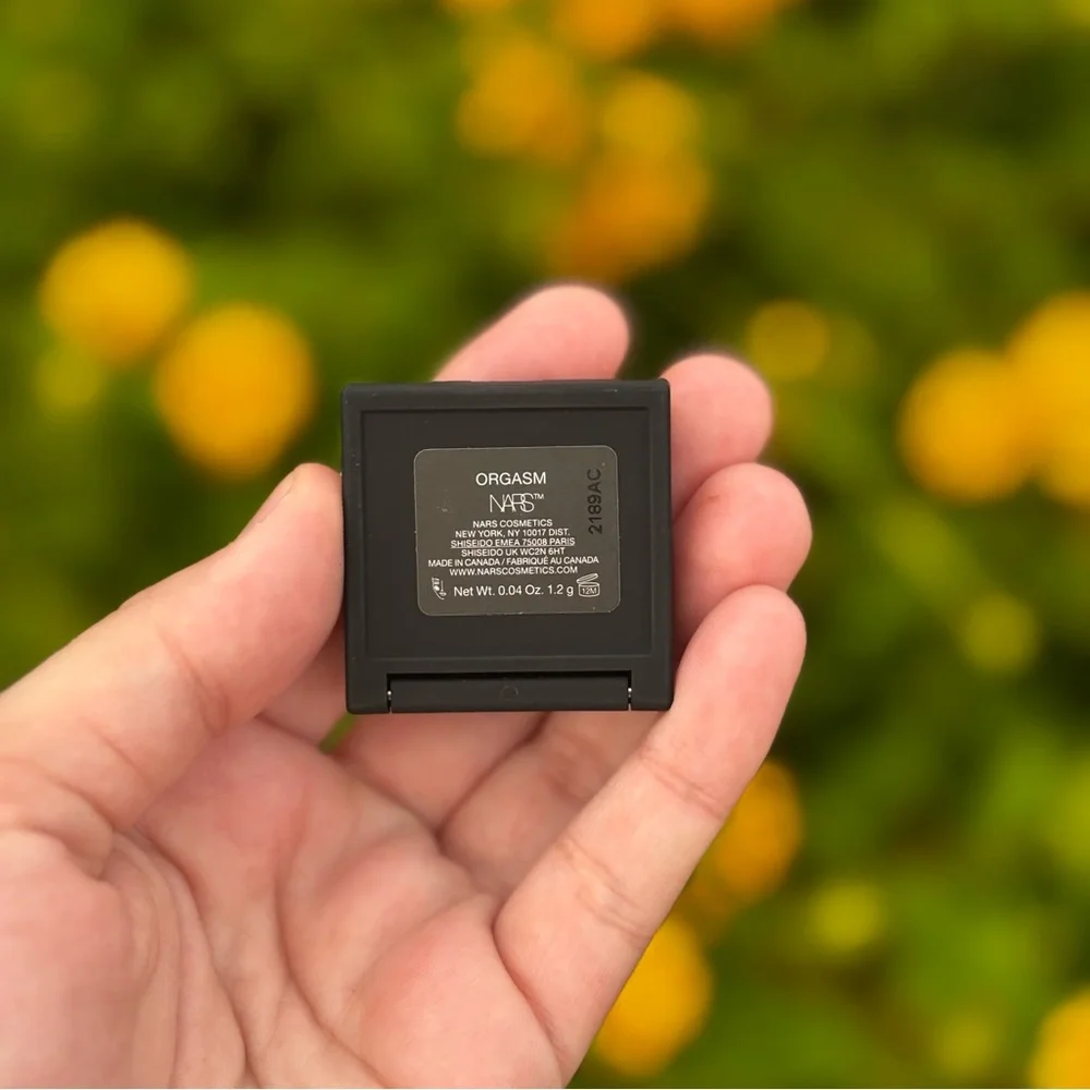 NARS shade iconic