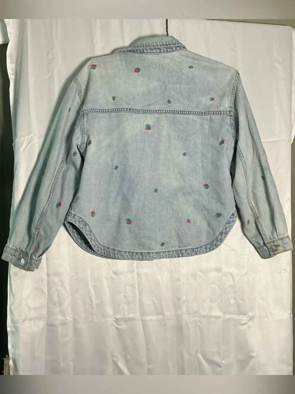 GAP casual button
