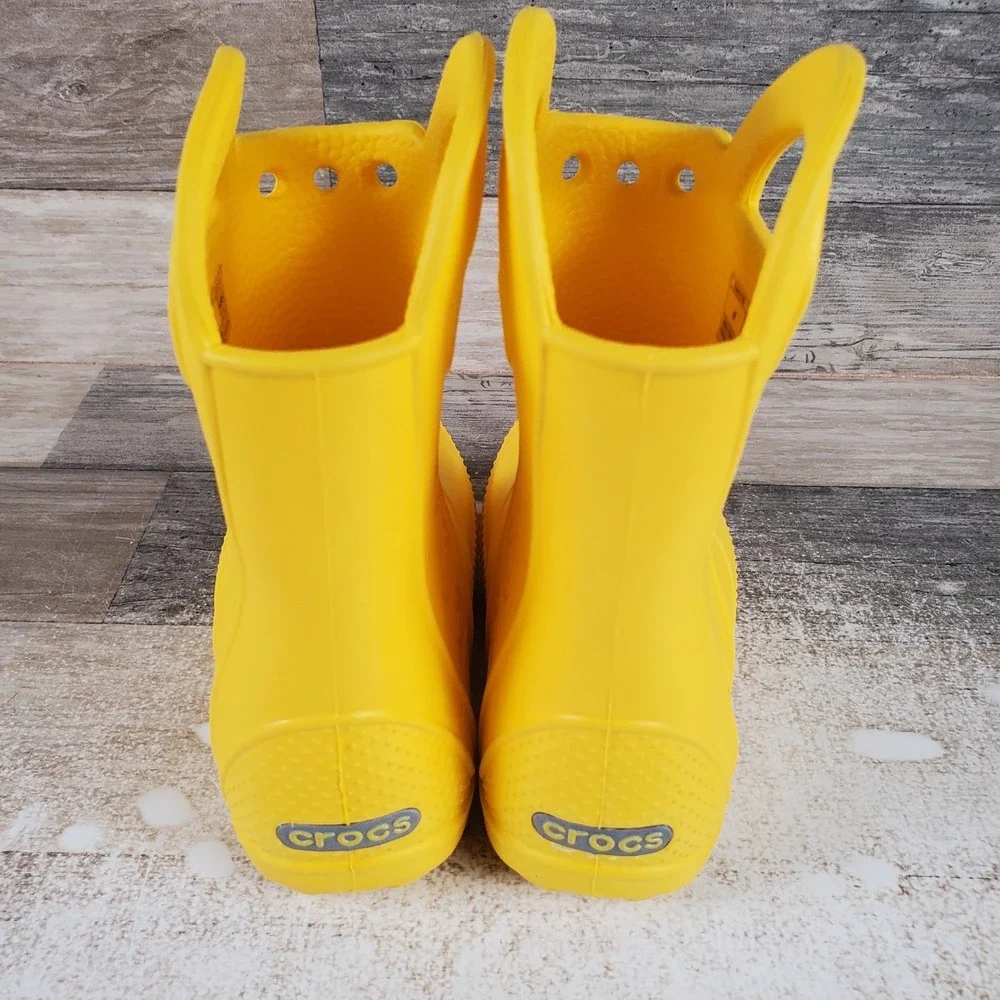 CROCS new without