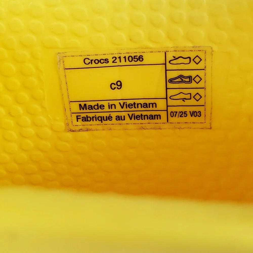 CROCS new without