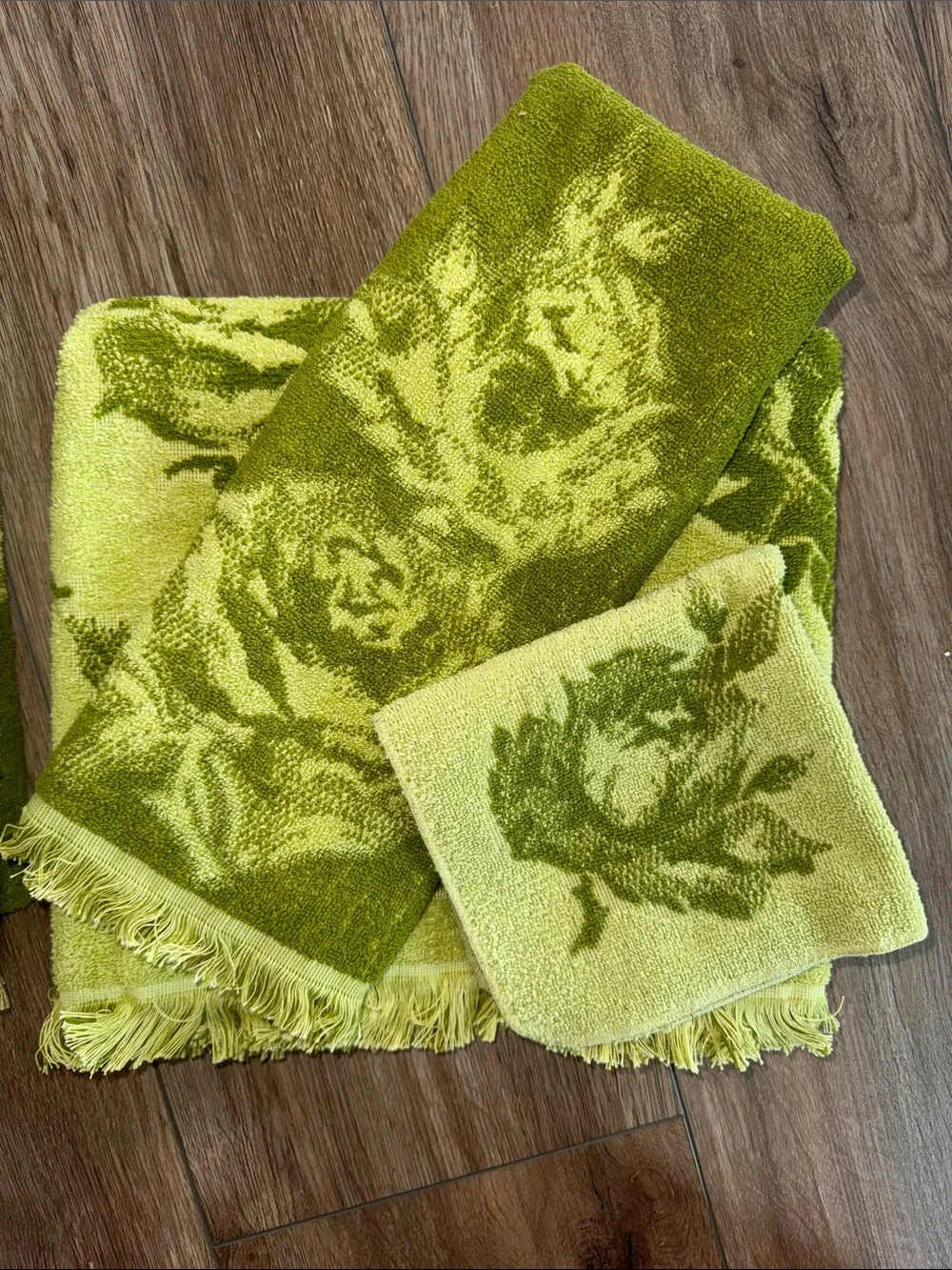 Fieldcrest floral jacquard