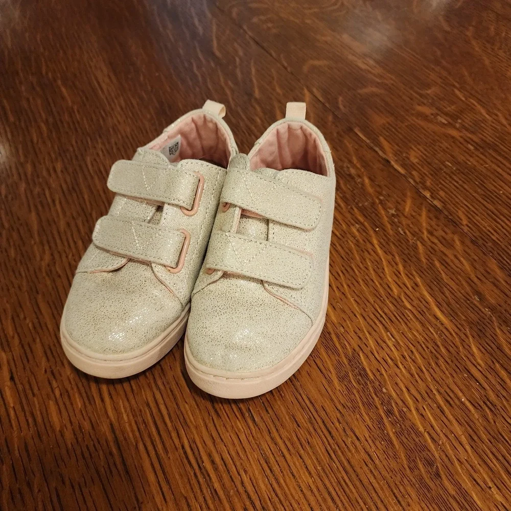 Toms Toddler Rose Metallic Size 10 Cute Sassy Princess‎