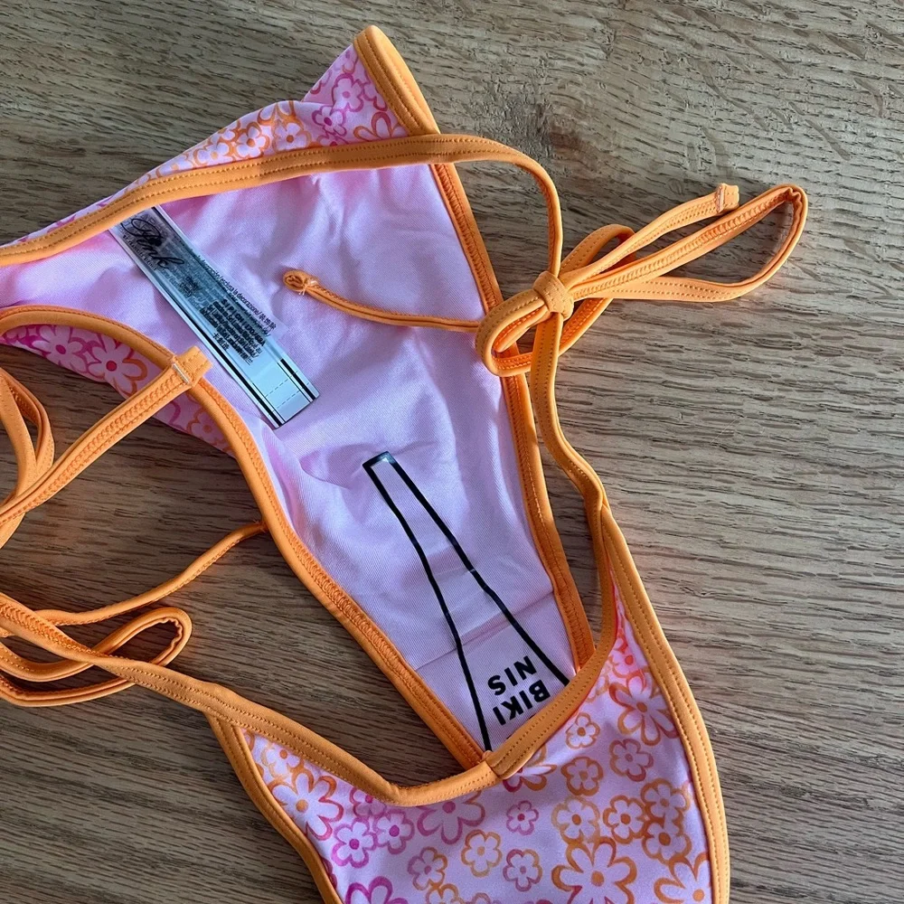 Frankies Bikinis by pink