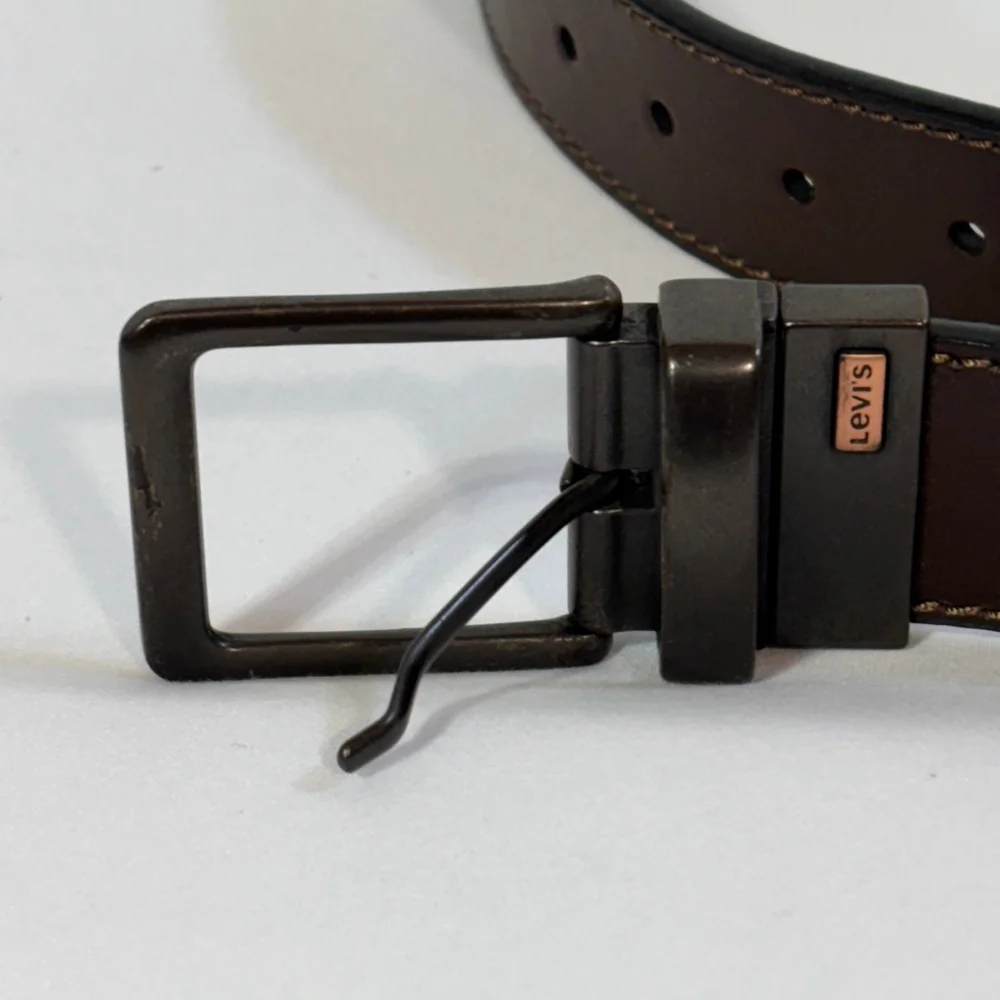 Levis staple core