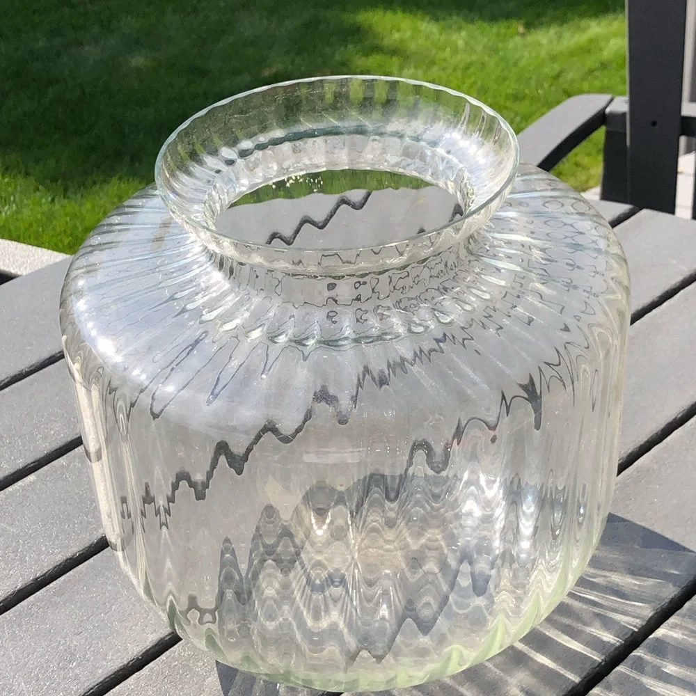 unbranded clear ribbed