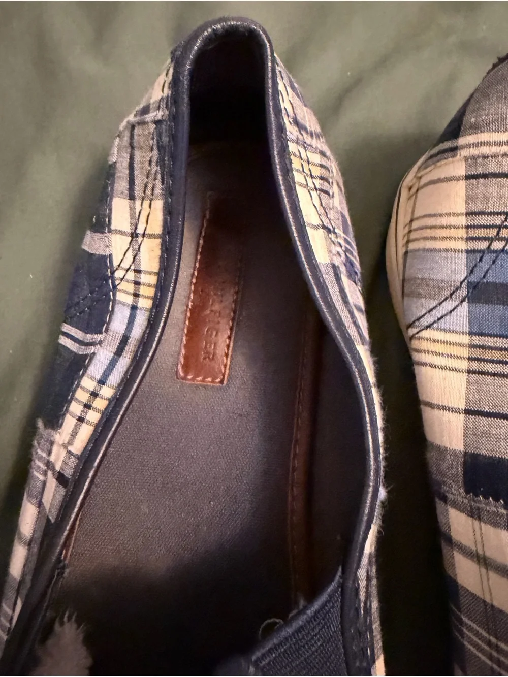 Tommy Hilfiger plaid canvas