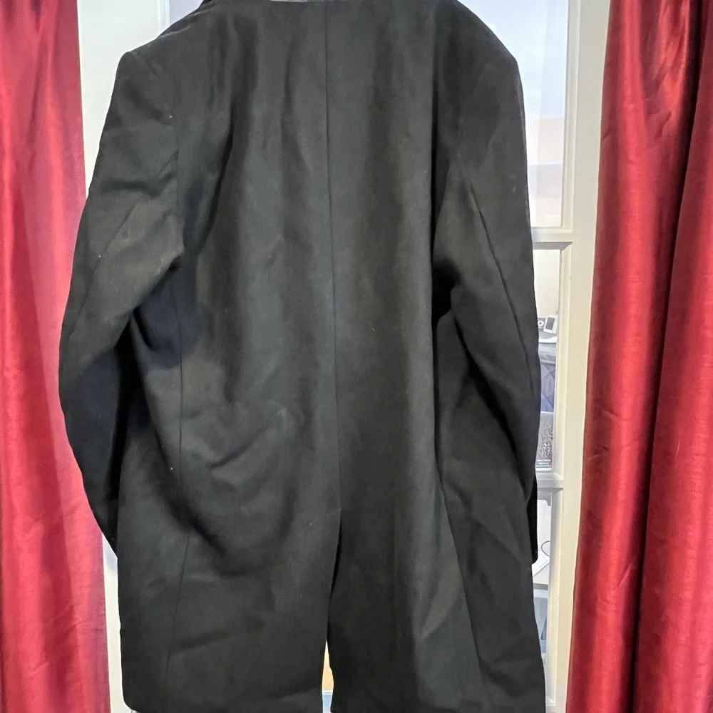 Banana Republic elegant dark