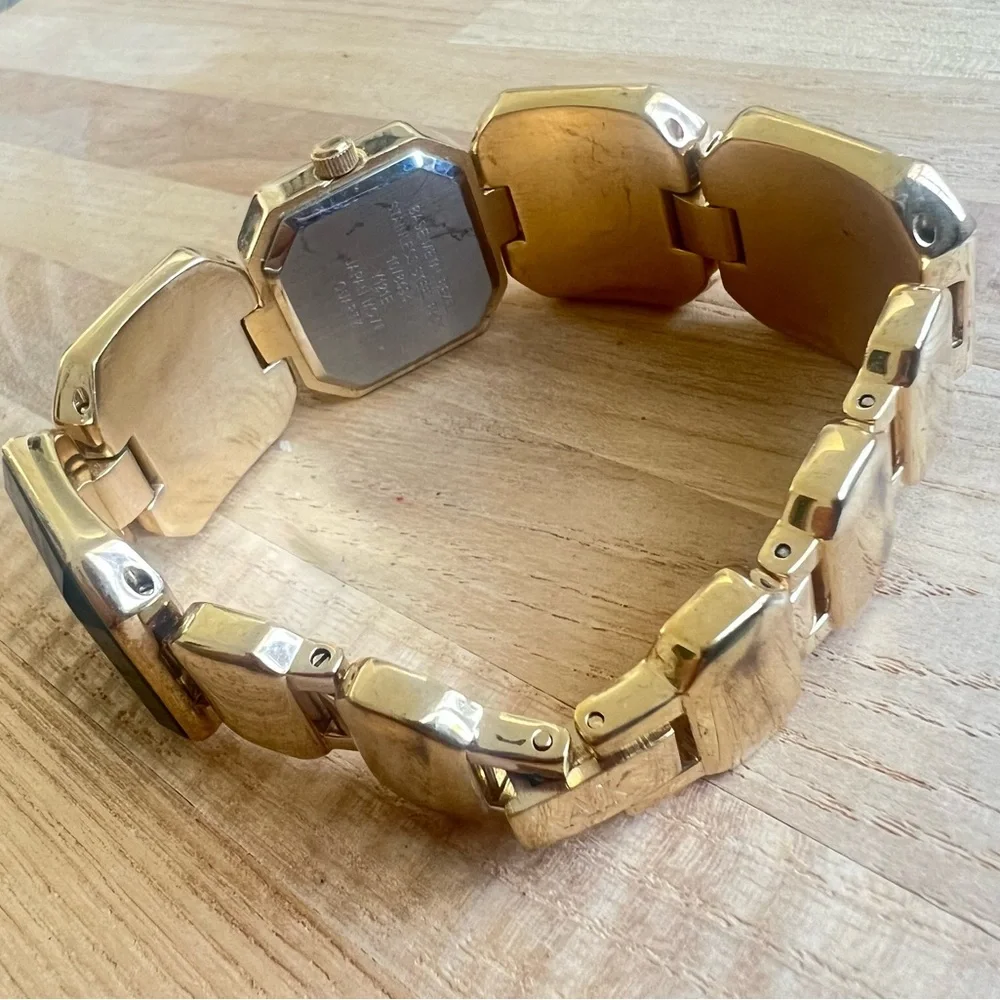Anne Klein brand anne