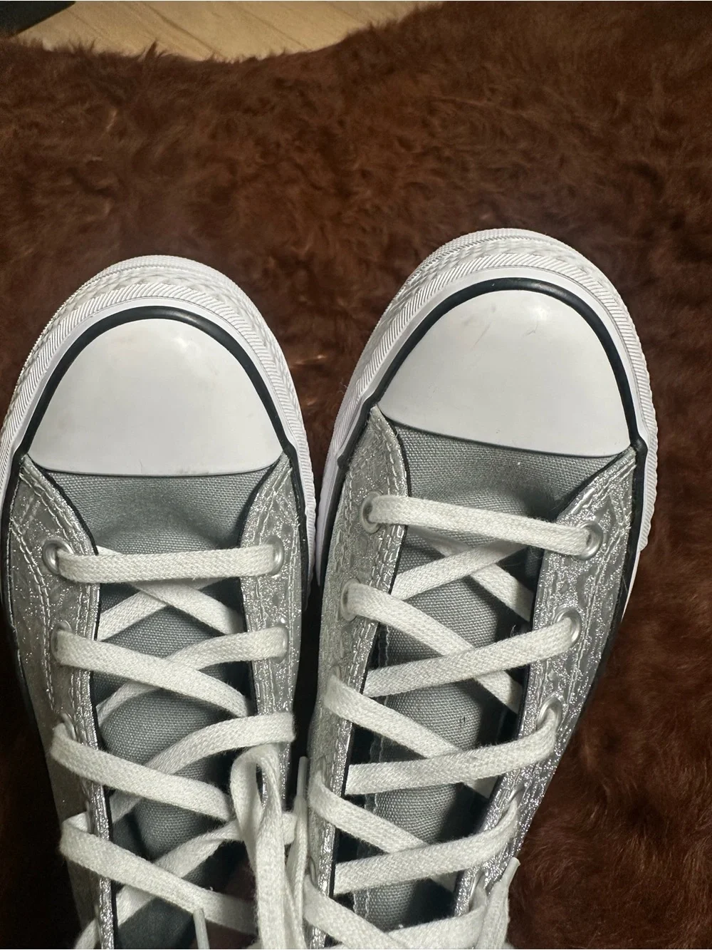 Converse canvas white shelf