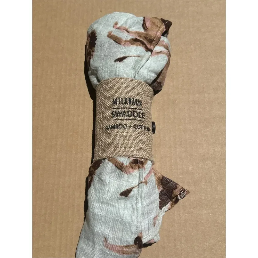 Milkbarn lion swaddle