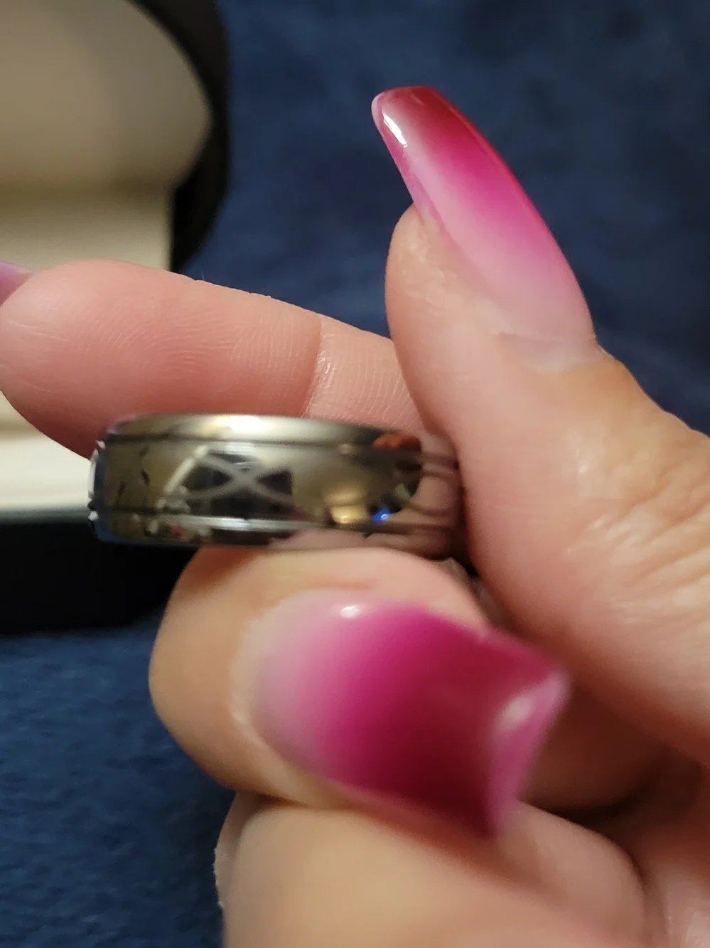 Triton sleek silver