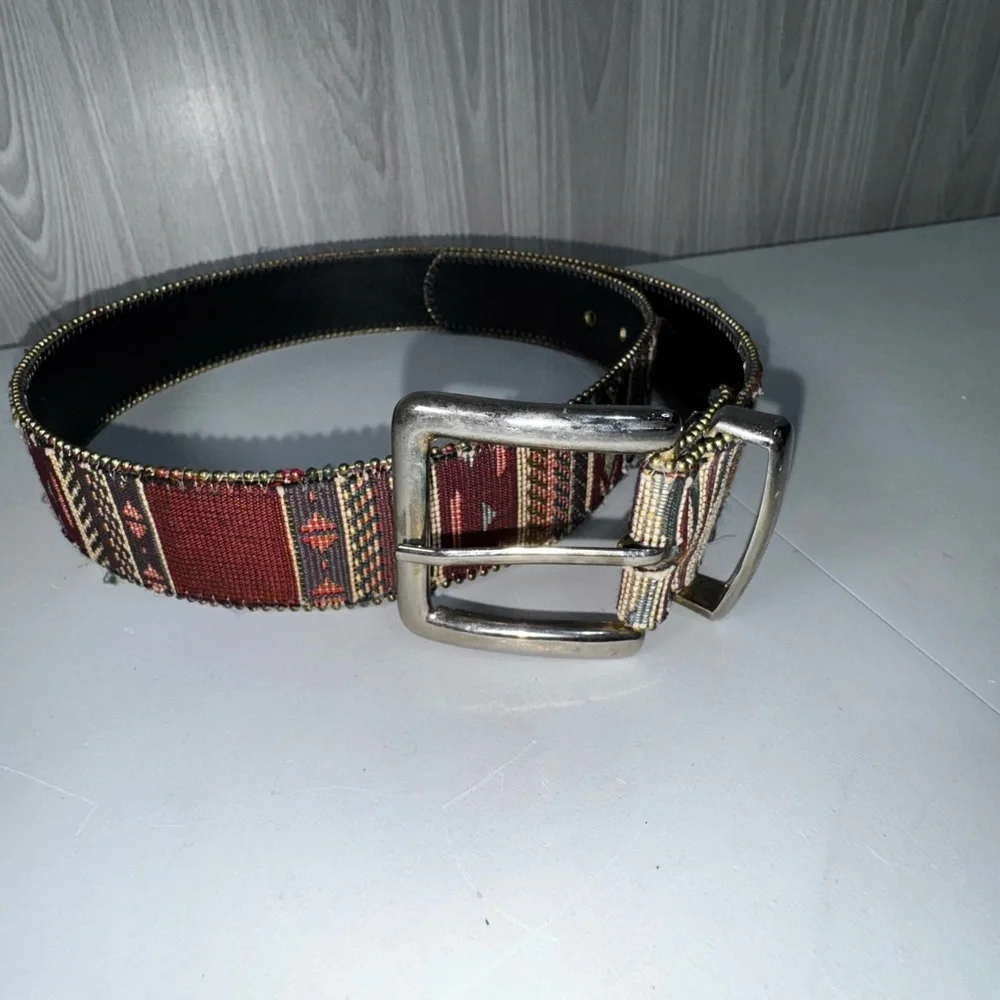Vintage Distressed Fabric Southwestern Print Gold Detail Buckle Belt Women’s S/M
