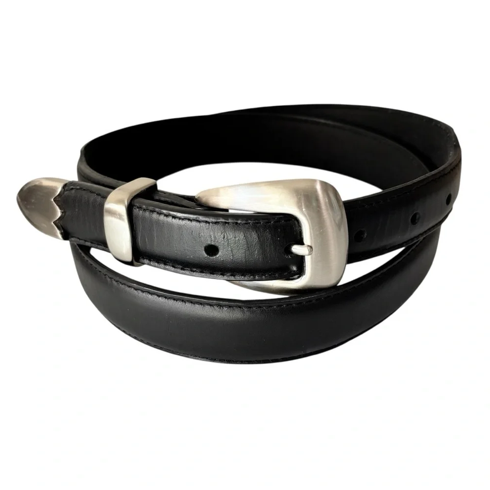 NOCONA BELT CO - SIZE 42 - SILVER‎ TONE-  MEN’s BLACK LEATHER BELT - EXC COND S7