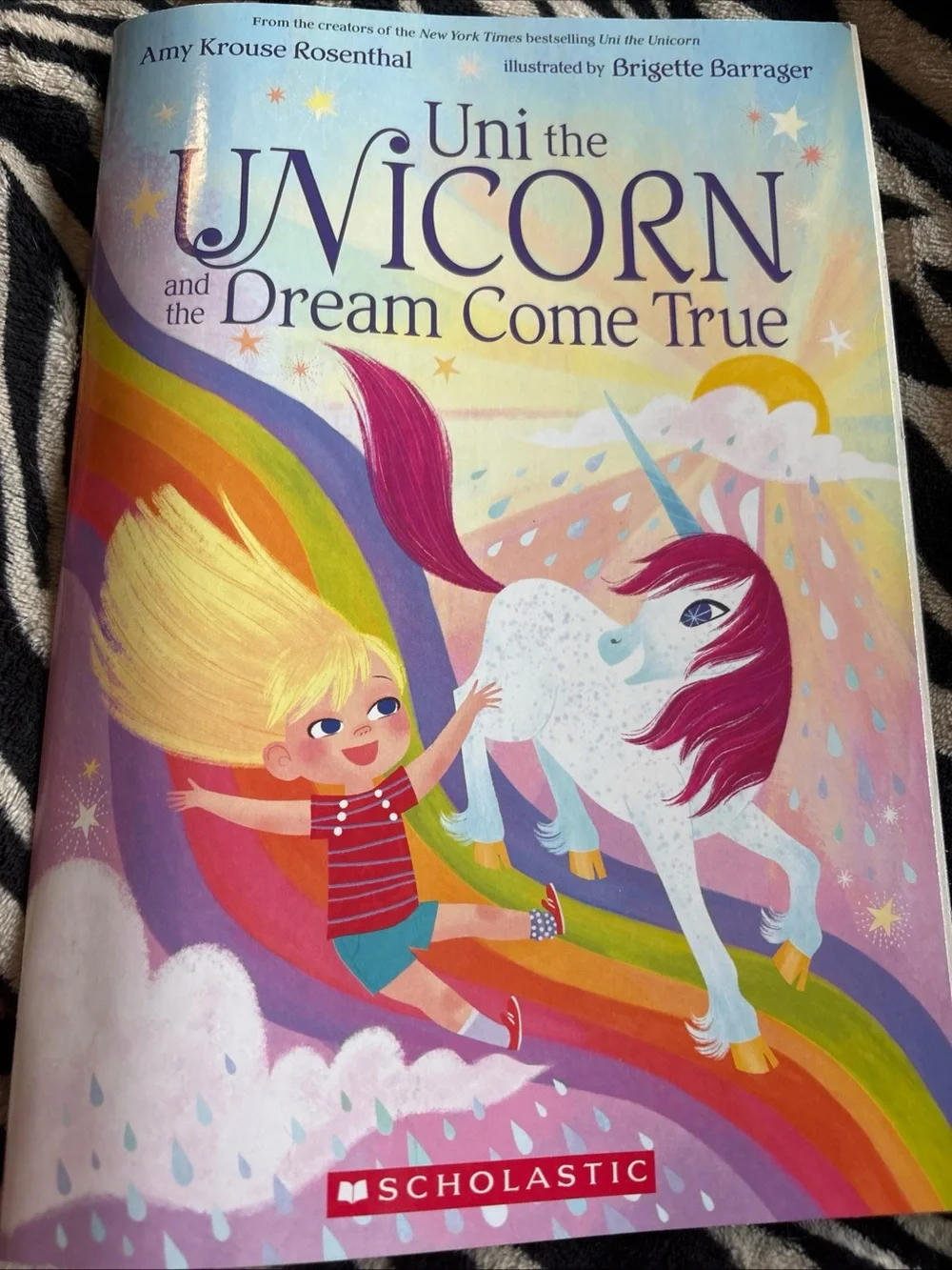 Scholastic uni unicorn