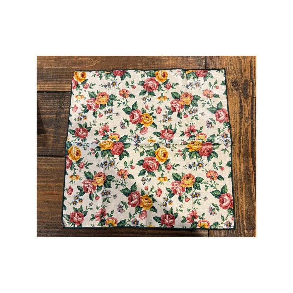 Vintage Floral Napkins Set of 4 Cottagecore Roses Cotton Scotchgard Treated 90s