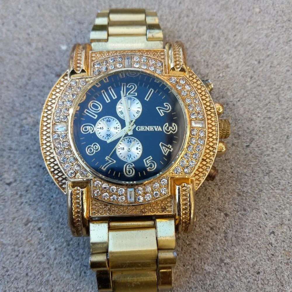 Geneva fashion watch