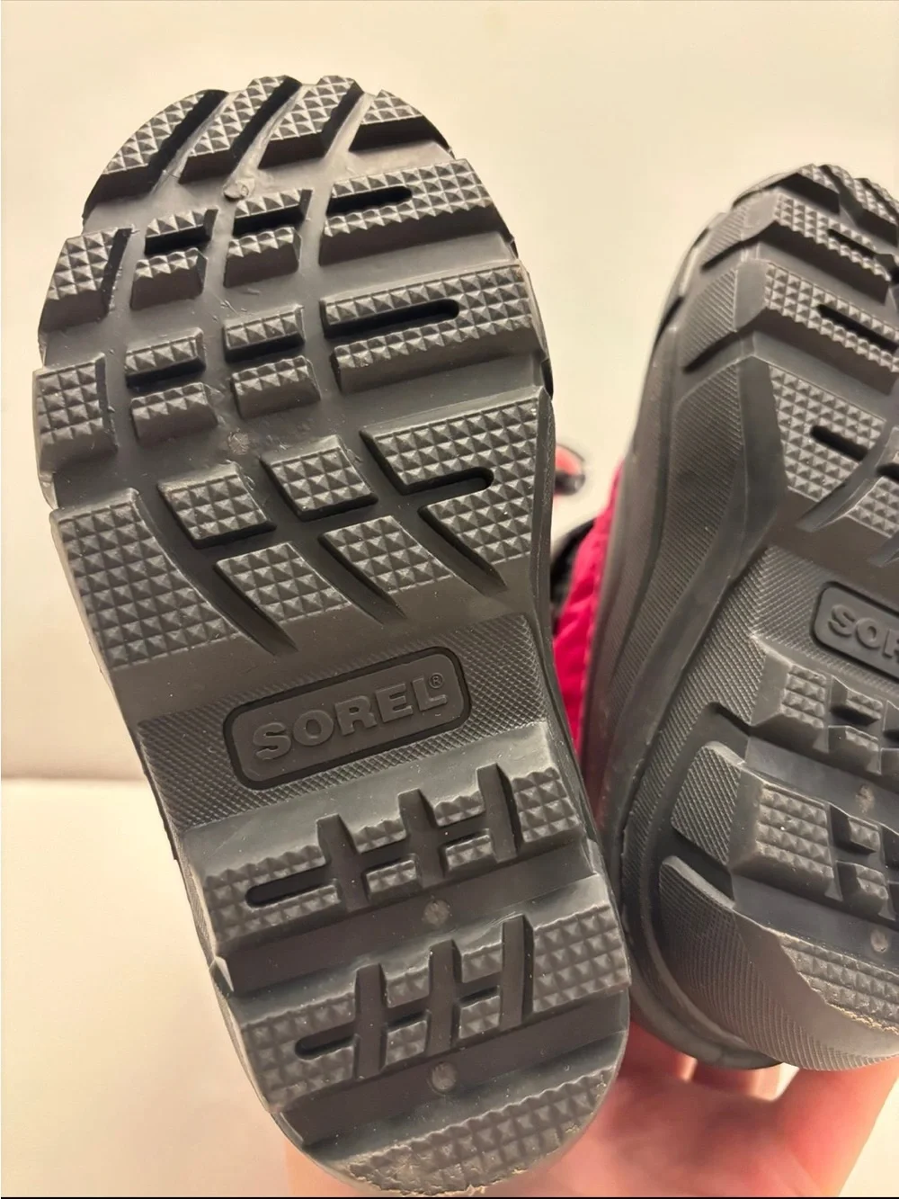 Sorel flurry youth